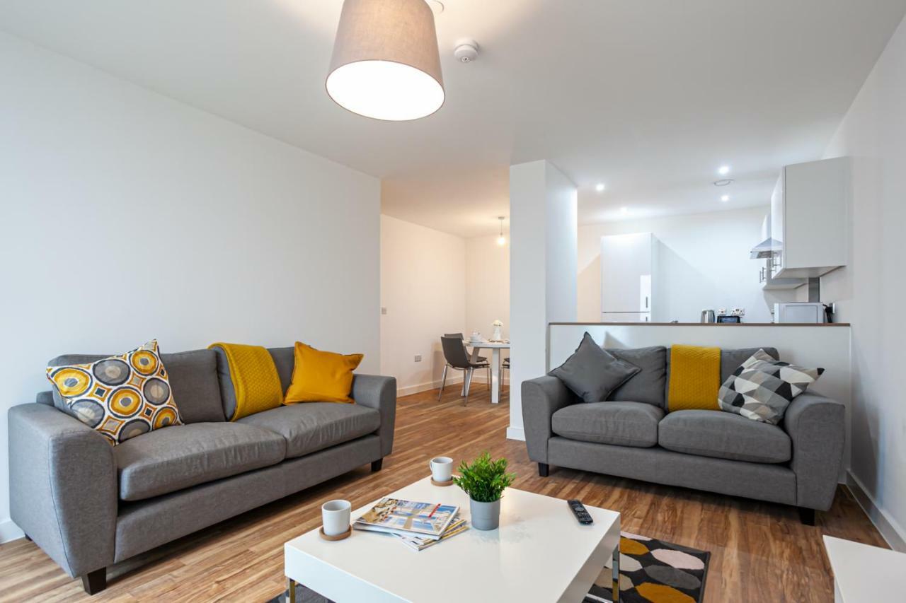 X1 Apartments Salford Quays Экстерьер фото